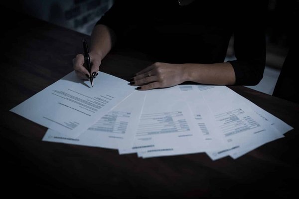 Qui peut rédiger des actes sous seing privé ?
