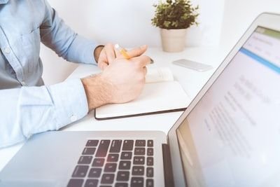 Conseils pour trouver une assurance moto après une suspension de permis